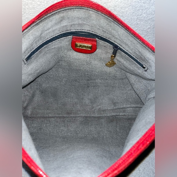 Gucci Vintage Large Clutch/Wristlet - Picture 11 of 15